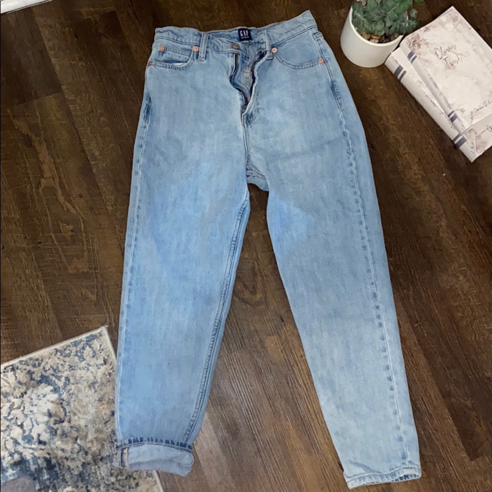 MOM JEANS 🪴
